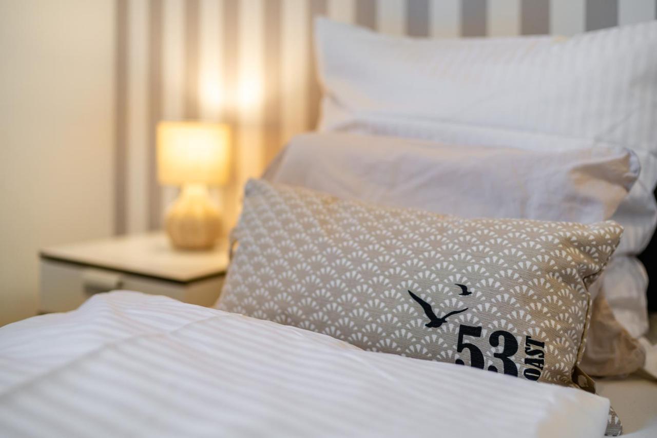 Vivid - Ideal Fuer 4 - Strandnaehe Mit 2 Terrassen - 2 Sz & Wz Varel Eksteriør billede